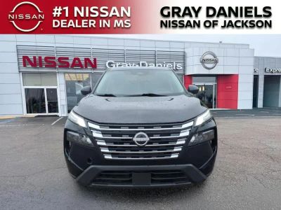 2024 Nissan Rogue - Photo 2