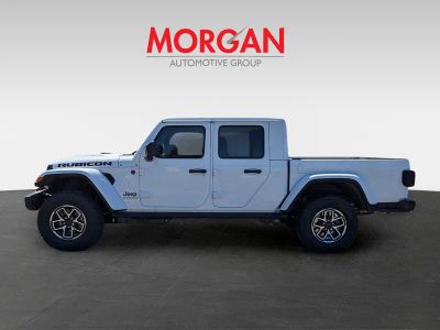 2026 Jeep Gladiator — engine compartment view