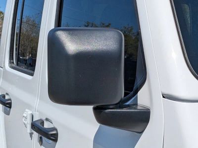 2026 Jeep Gladiator — photo 14 view