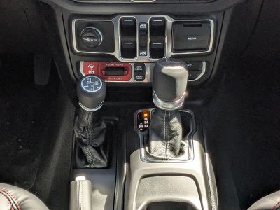 2026 Jeep Gladiator — photo 22 view