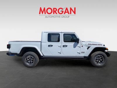 2026 Jeep Gladiator — side profile view