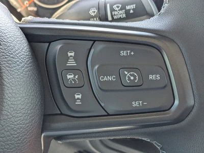2026 Jeep Gladiator — photo 30 view