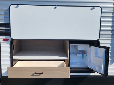 2026 Jayco Jay Flight SLX — engine compartment view
