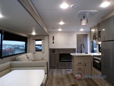 2026 Coachmen RV Catalina Legacy Edition - Photo 14
