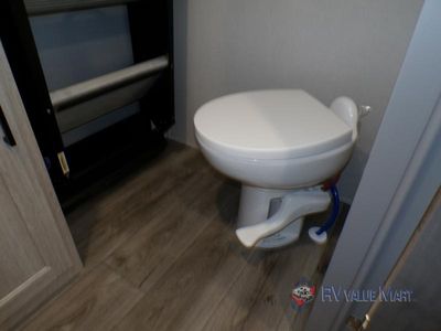 2026 Coachmen RV Catalina Legacy Edition - Photo 28