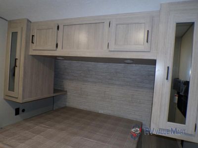 2026 Coachmen RV Catalina Legacy Edition - Photo 31
