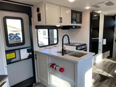 2025 Jayco Jay Feather - Photo 9