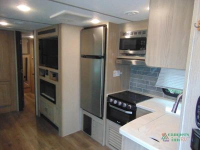 2021 Coachmen RV Freedom Express Liberty Edition — engine compartment view