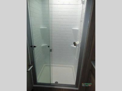 2021 Coachmen RV Freedom Express Liberty Edition — photo 23 view