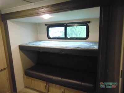 2021 Coachmen RV Freedom Express Liberty Edition — photo 12 view