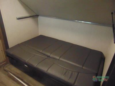 2021 Coachmen RV Freedom Express Liberty Edition — photo 15 view