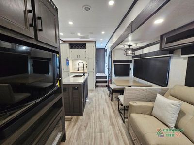 2026 Venture RV SportTrek Touring Edition — photo 7 view