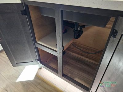 2026 Venture RV SportTrek Touring Edition — photo 14 view