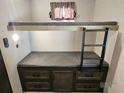 2026 Venture RV SportTrek Touring Edition — photo 46 view