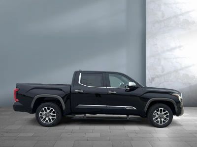 2026 Toyota Tundra 4WD — photo 7 view