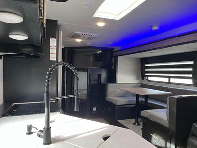 2022 Forest River RV Cherokee Grey Wolf - Photo 7