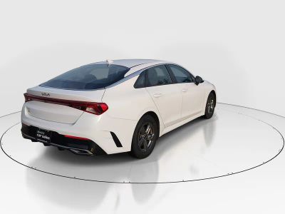 2023 Kia K5 - Photo 7