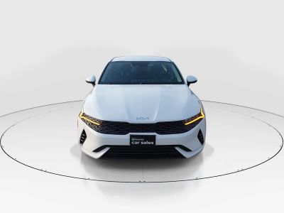 2023 Kia K5 - Photo 2