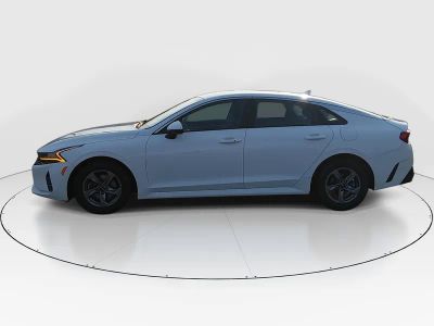 2023 Kia K5 - Photo 4