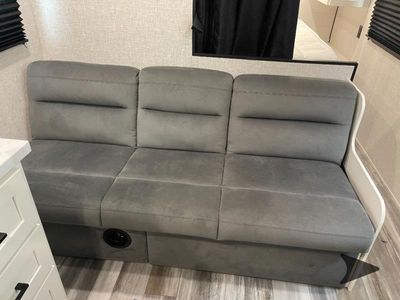 2025 Jayco Jay Flight — photo 41 view