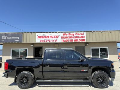 2017 Chevrolet Silverado 1500 - Photo 2