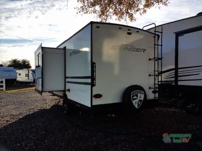 2026 Venture RV SportTrek Stinger Lite — detail view