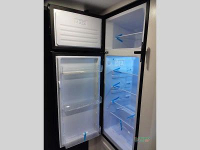 2026 Venture RV SportTrek Stinger Lite — photo 33 view