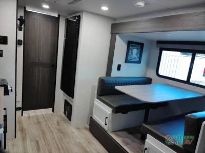2026 Venture RV SportTrek Stinger Lite — photo 31 view
