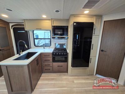 2026 Cougar Half-Ton 28BHS - Photo 10