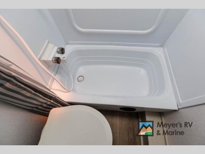 2025 Coachmen RV Northern Spirit SE - Photo 34
