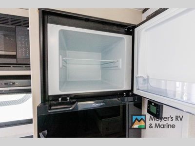 2025 Coachmen RV Northern Spirit SE - Photo 13