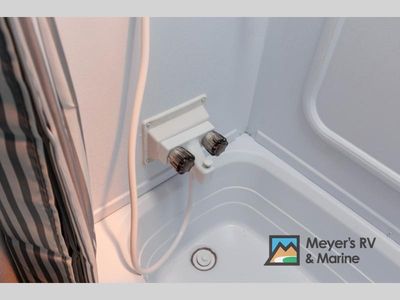 2025 Coachmen RV Northern Spirit SE - Photo 35