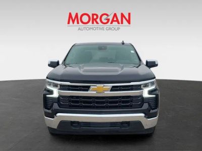 2025 Chevrolet Silverado 1500 — engine compartment view