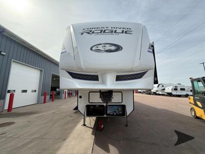 2025 Forest River RV Vengeance Rogue Armored - Photo 3
