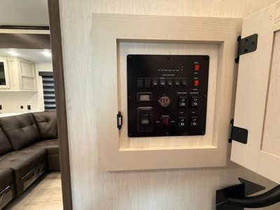 2025 Forest River RV Vengeance Rogue Armored - Photo 51