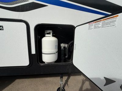2025 Forest River RV Vengeance Rogue Armored - Photo 11