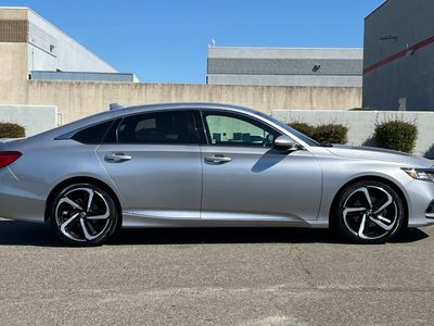 2019 Honda Accord - Photo 6