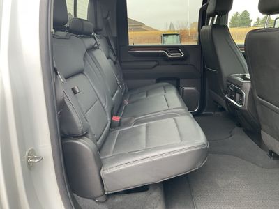 2024 GMC Sierra 3500HD - Photo 18