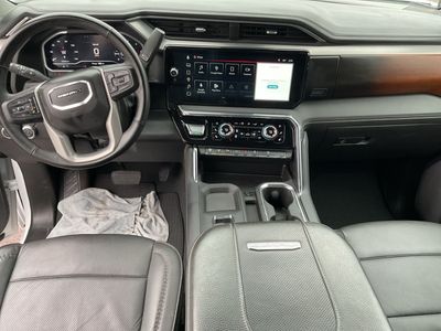 2024 GMC Sierra 3500HD - Photo 12