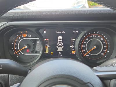2026 Jeep Wrangler — photo 29 view