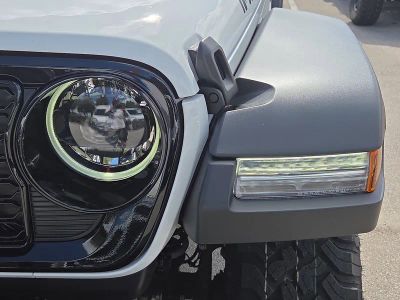 2026 Jeep Wrangler — photo 10 view