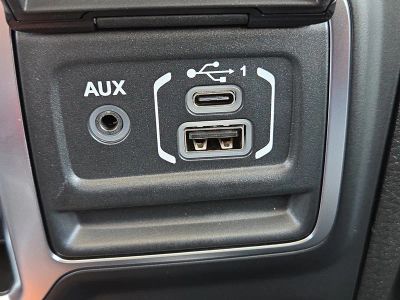 2026 Jeep Wrangler — photo 24 view