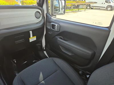 2026 Jeep Wrangler — photo 19 view
