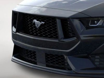 2025 Ford Mustang - Photo 5