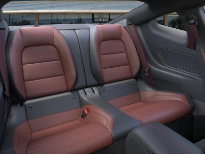 2025 Ford Mustang - Photo 40