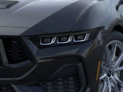 2025 Ford Mustang - Photo 19