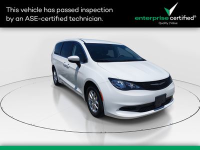 2023 Chrysler Voyager - Photo 1