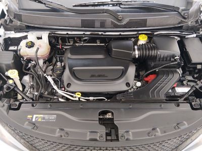 2023 Chrysler Voyager - Photo 9