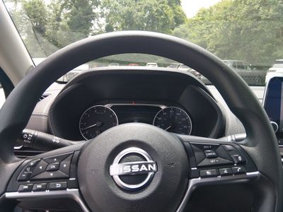 2024 Nissan Sentra — photo 13 view