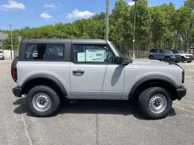 2026 Ford Bronco - Photo 2